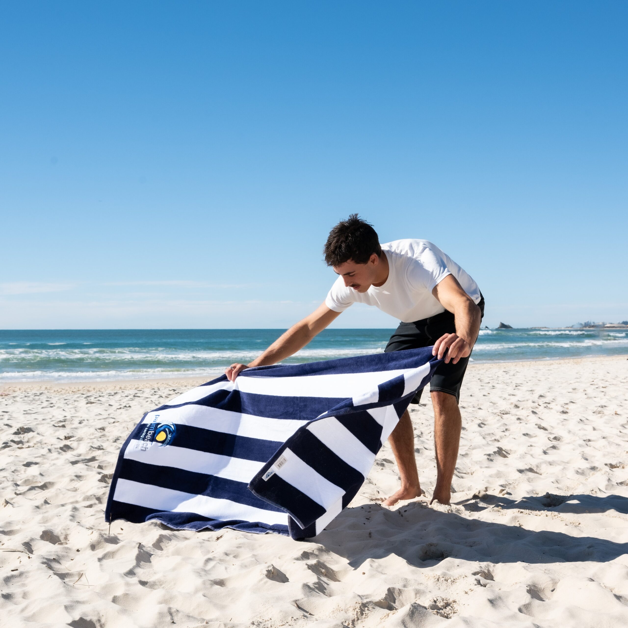 Palmy Stripe Beach Towel - Image 4